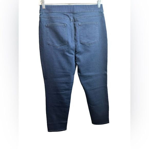 NWOT Isaac Mizrahi Women’s Pull On Devine Denim Medium Indigo Jeans - Size 12 - Picture 5 of 7